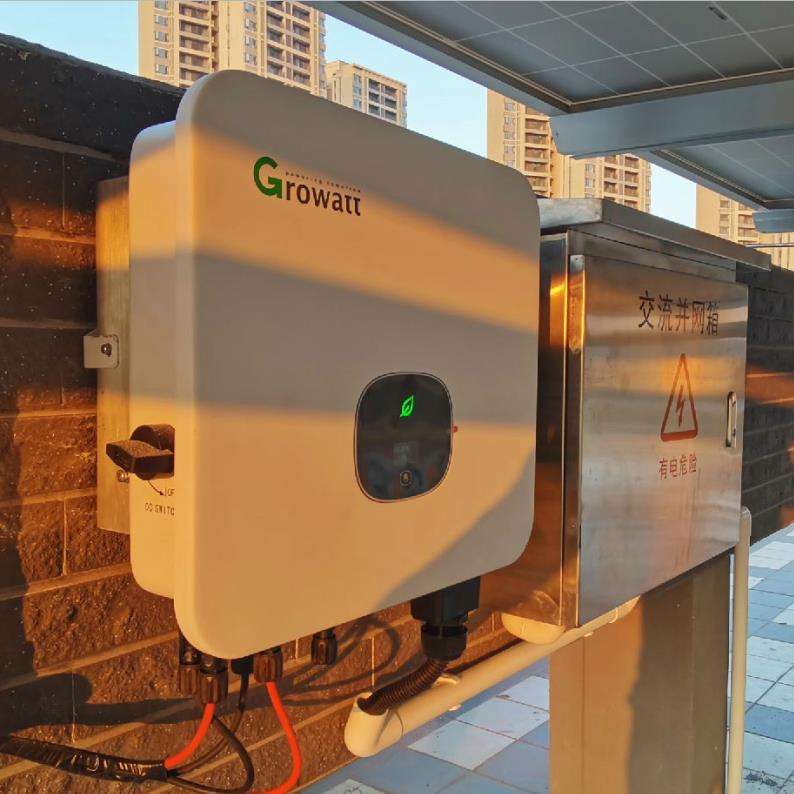 Onduleur solaire Growatt sur onduleur électrique de réseau